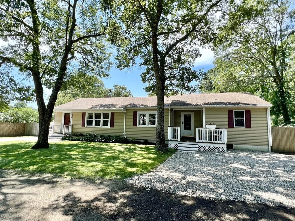 Photo of 4 Sonny's Drive