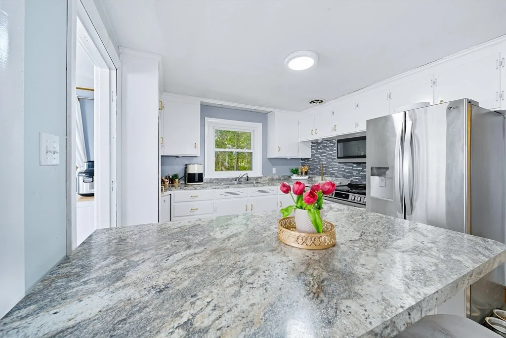 Photo of 20 Oakhill Dr