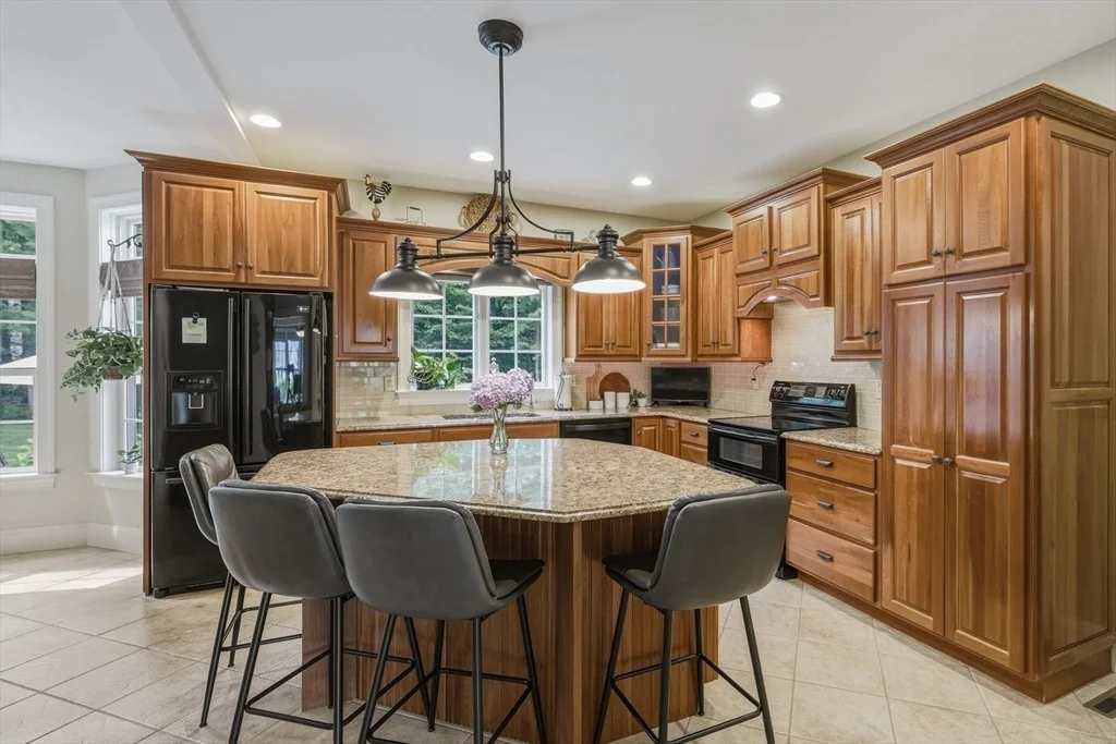 Photo of 2 Bayberry Ln
