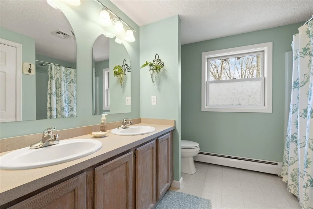 Photo of 103 Forrest Rd