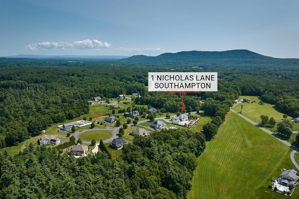 Photo of 1 Nicholas Lane