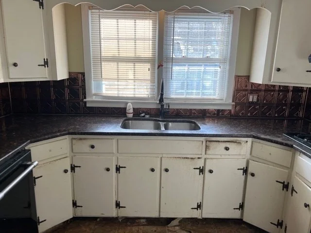 Photo of 128 Allen St