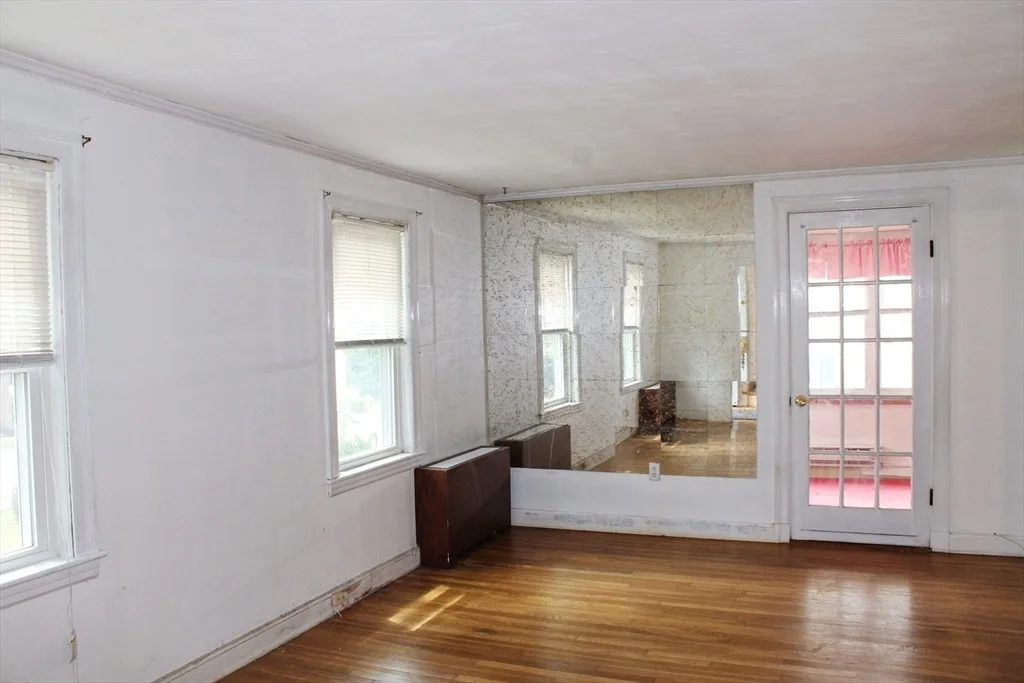 Photo of 49 Newcomb Road