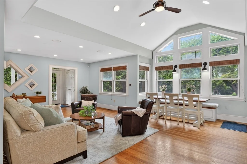 Photo of 35 Richardson Rd