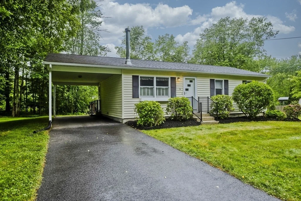 Photo of 36 Brookwood Dr