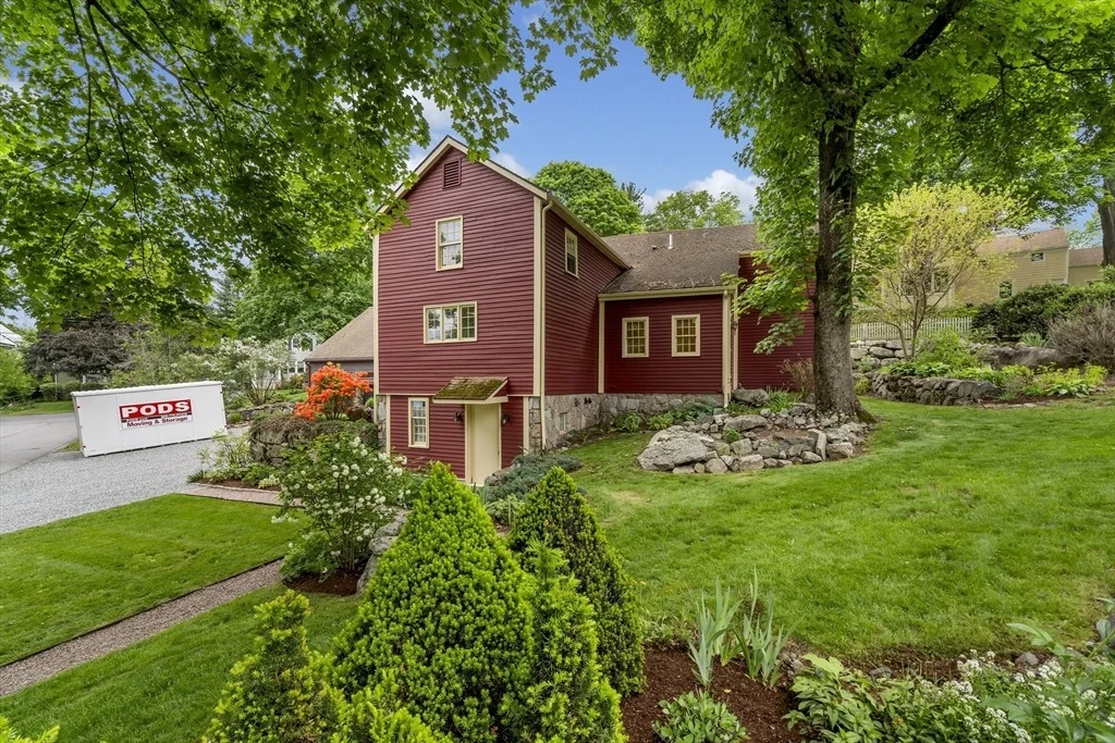Photo of 50 Kendall Rd