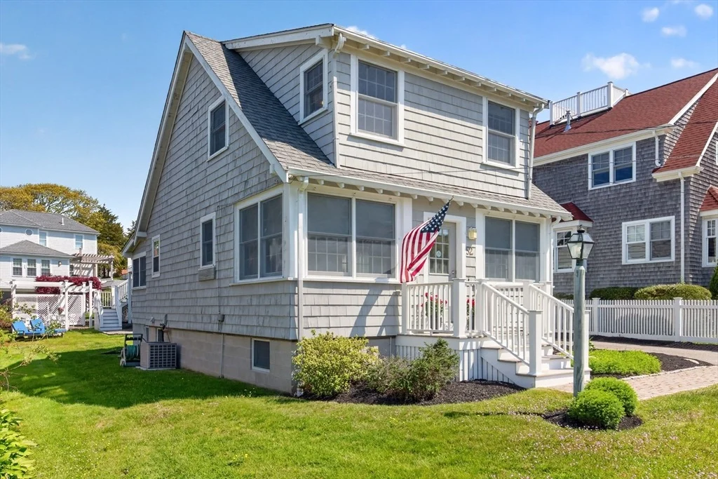 Photo of 52 Circuit Ave
