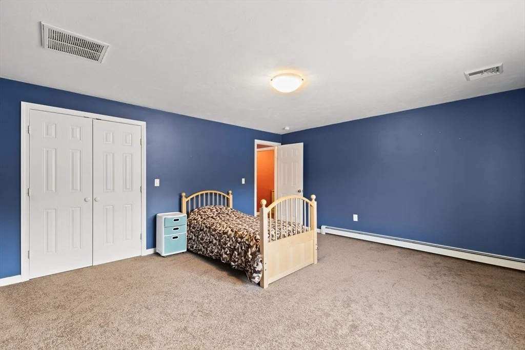 Photo of 40 Tabway Ln
