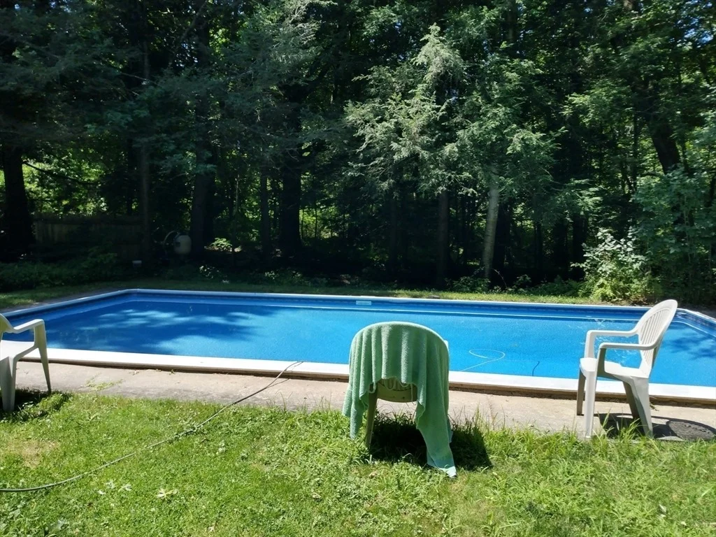 Photo of 94 Amherst Rd