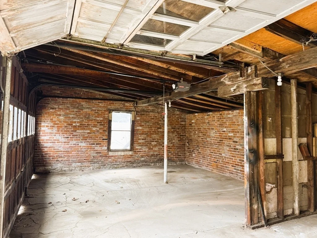 Photo of 4 Gareau Ave