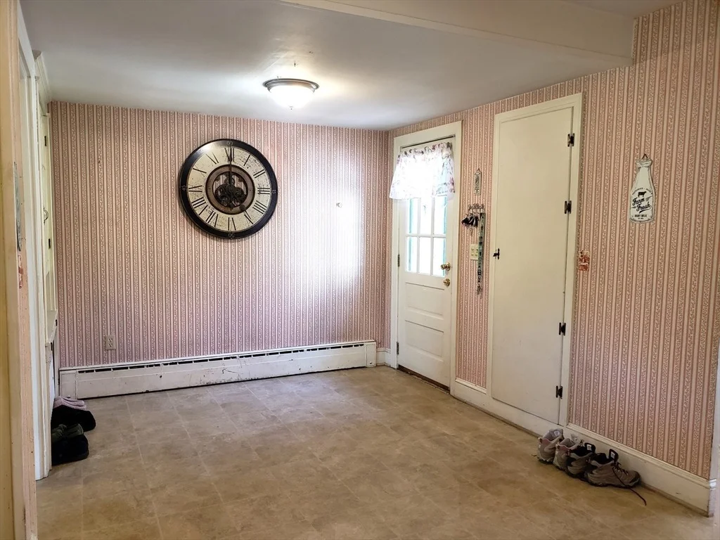 Photo of 16 Edward Ave