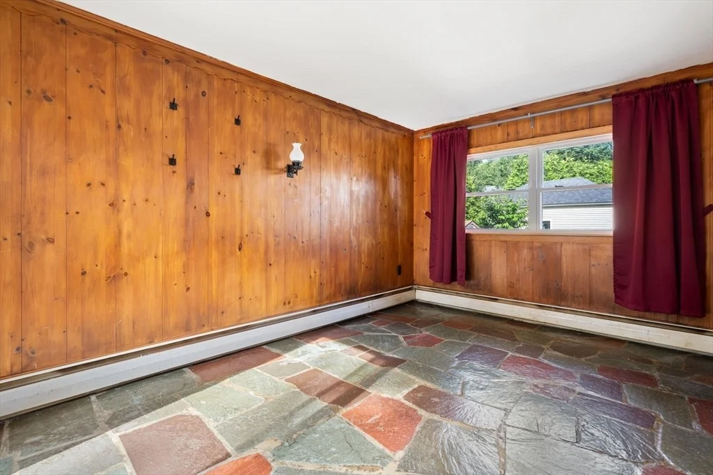 Photo of 56 Beach St