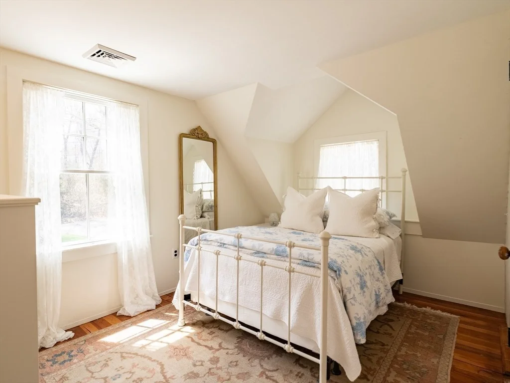 Photo of 35 Mayflower Rd
