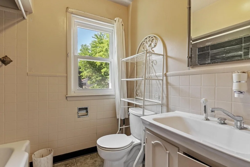 Photo of 5 Sasur St