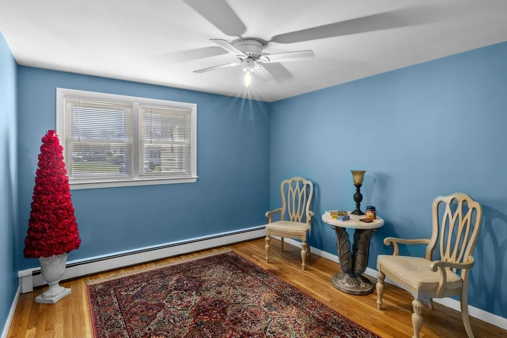 Photo of 136 Phillips Ave