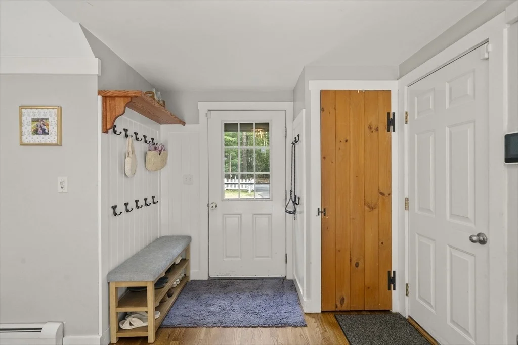 Photo of 595 Forest St
