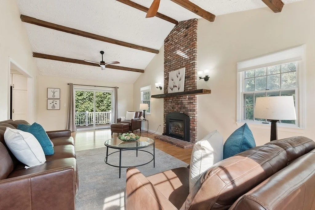 Photo of 4 Fairview Dr