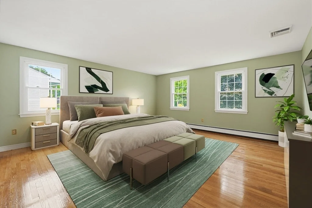 Photo of 7 Cahill Park Dr
