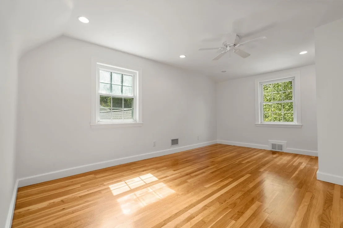 Photo of 115 Brookside Ave