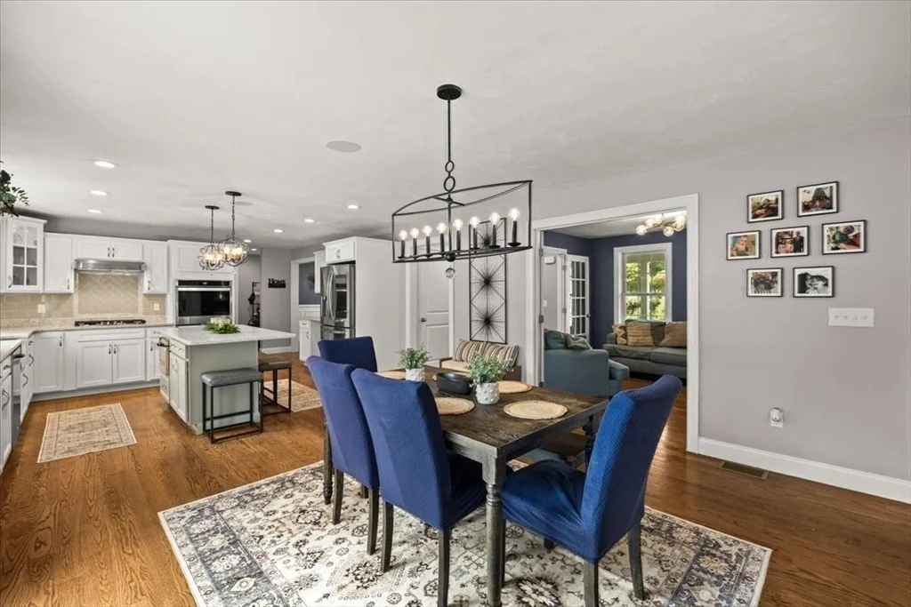 Photo of 8 Paddock Cir