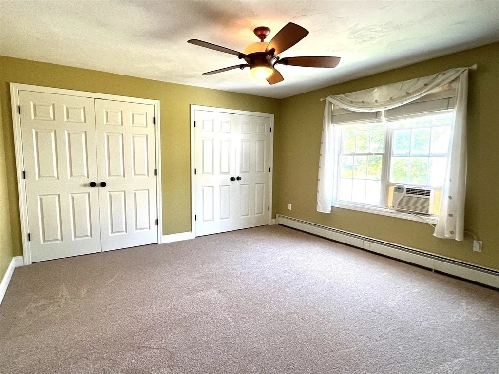 Photo of 1434 Main St