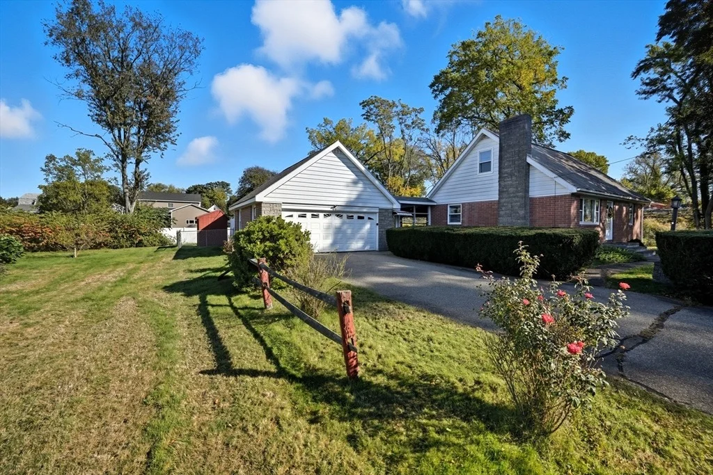 Photo of 66 Wayfield Ave.