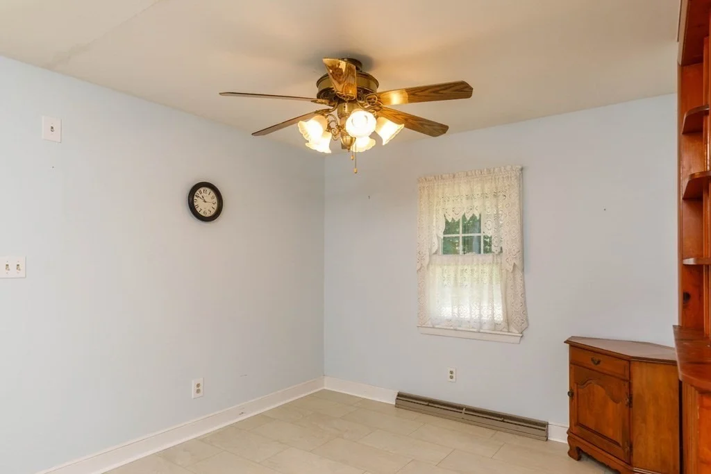 Photo of 54 Putnam Lane