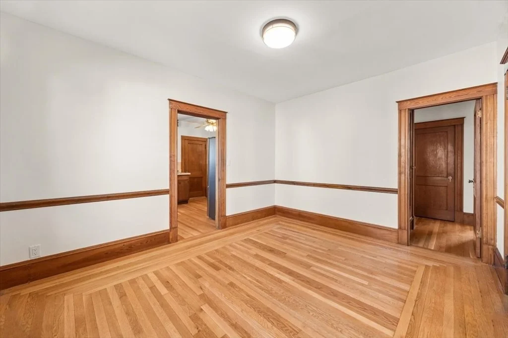 Photo of 153 Brookside Ave.
