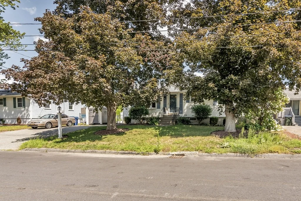 Photo of 12 Oakland