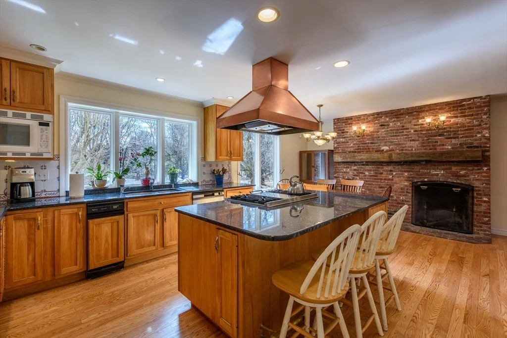 Photo of 19 Indian Pipe Ln