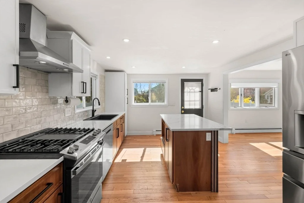 Photo of 271 Broadway