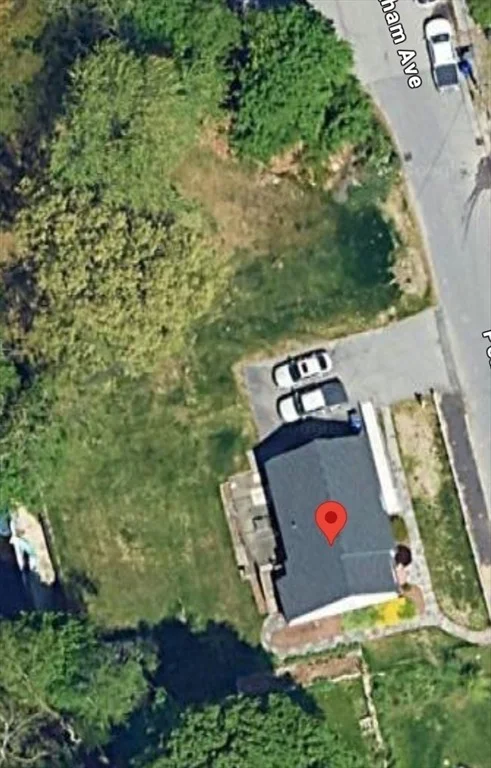 Photo of 24 Pelham Ave