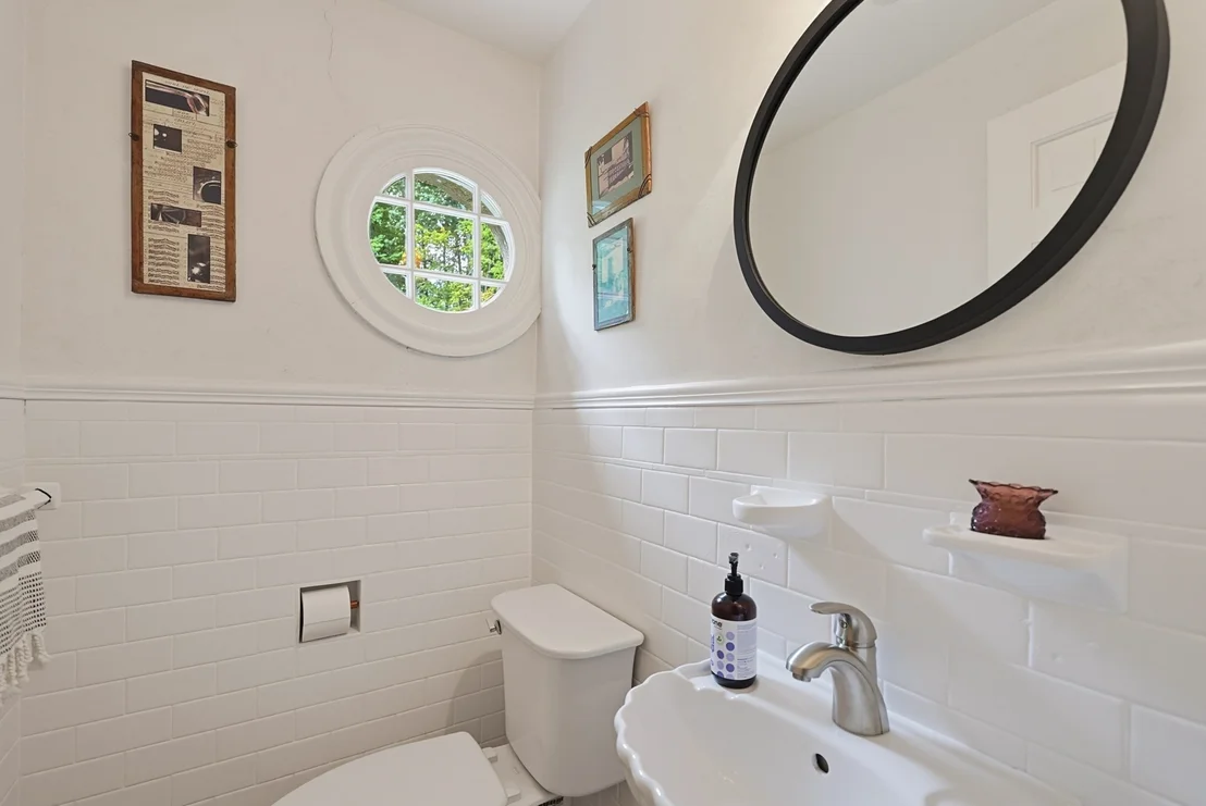 Photo of 28 Drury Ln