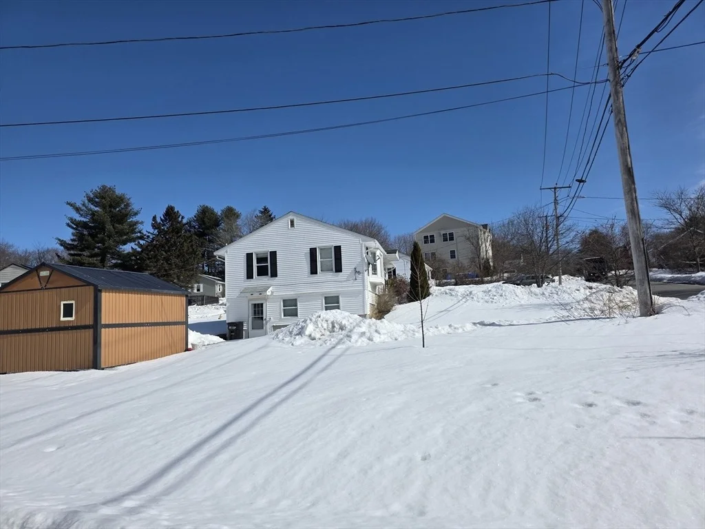 Photo of 55 Apthorp St