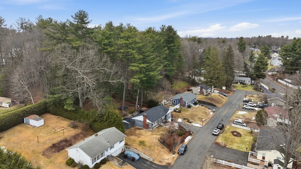 Photo of 11 Laurel Ter