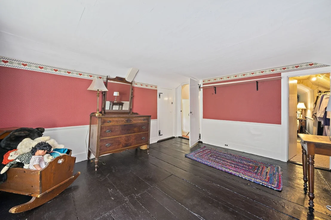 Photo of 128 Whitford Cir