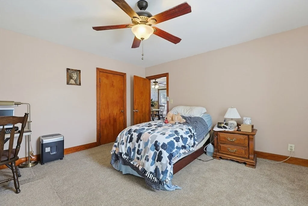 Photo of 16 Lakeview St