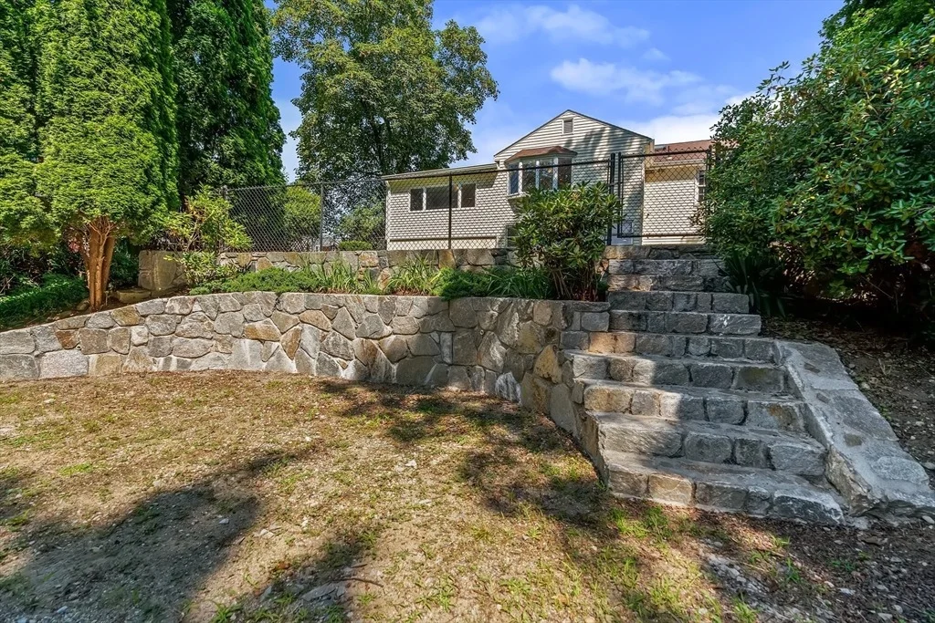 Photo of 14 Sunset Drive
