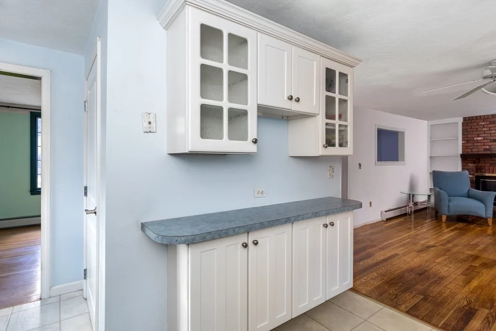 Photo of 955 Summer Street