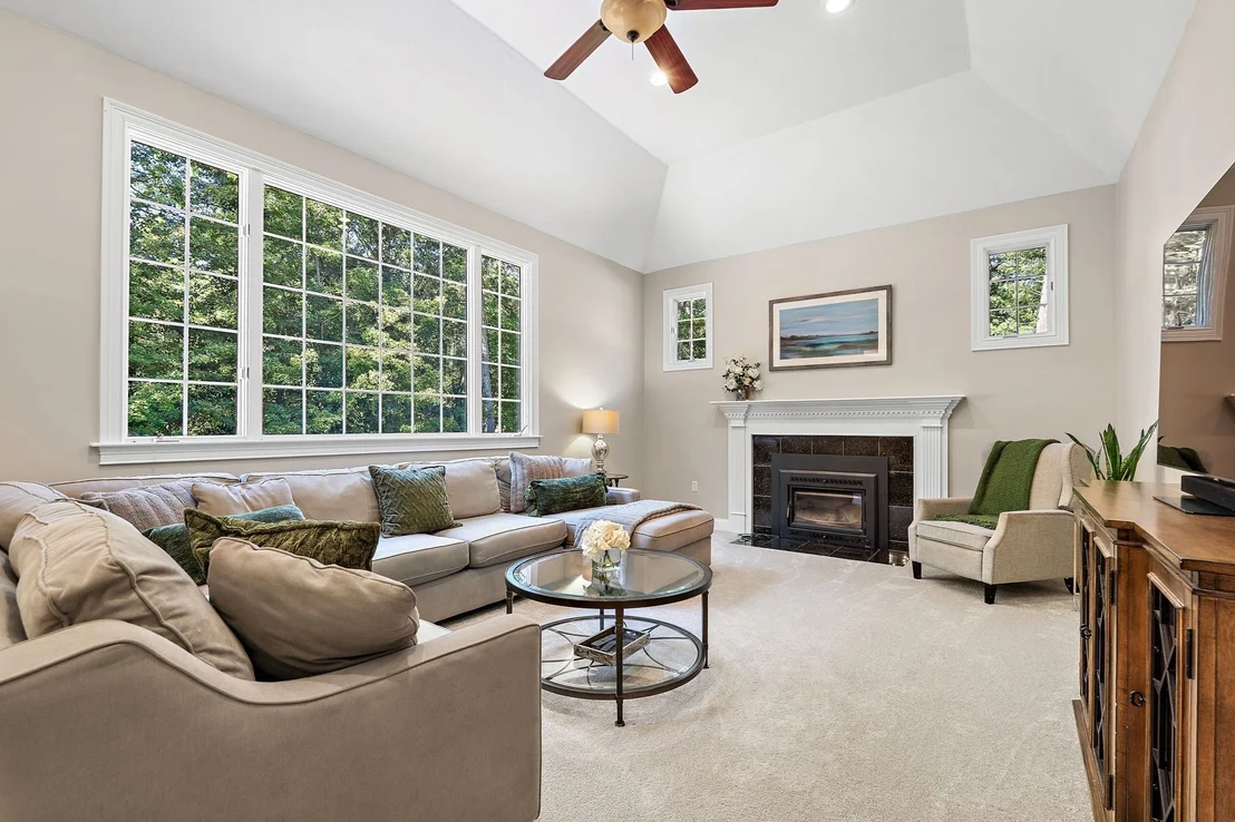 Photo of 68 Quaker Lane
