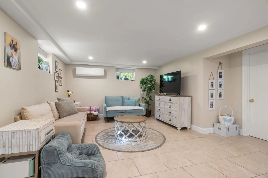 Photo of 175 Rumney Rd