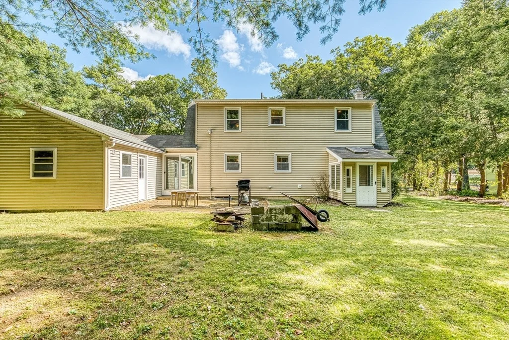 Photo of 102 Lower Gore Rd