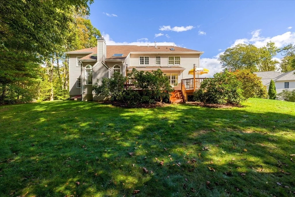 Photo of 7 Thoreau Cir
