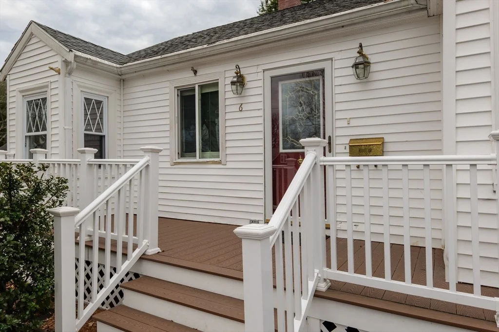 Photo of 6 Hayes Ave