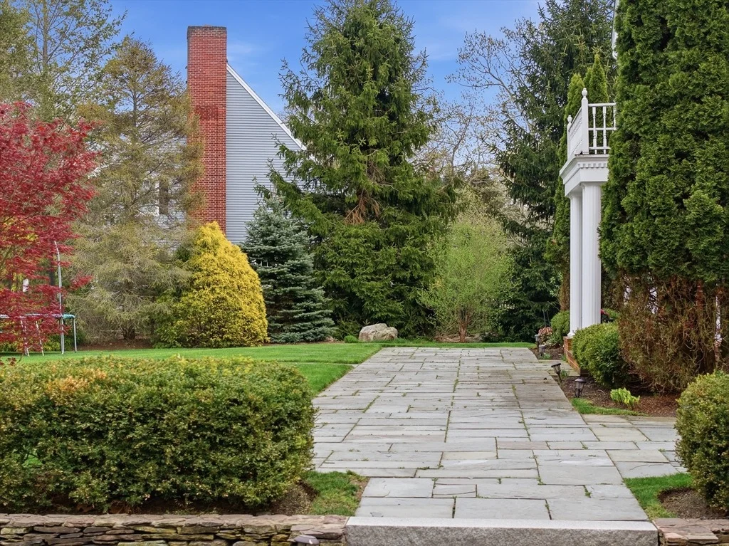 Photo of 8 Charles Davis Dr
