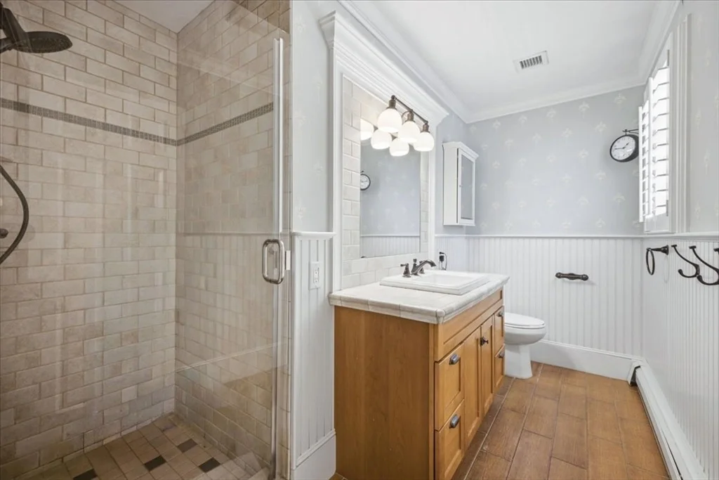 Photo of 37 Fox Den Rd