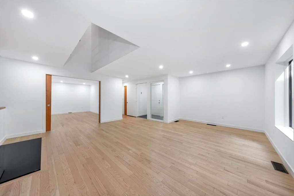 Photo of 95 Ann Lee Road