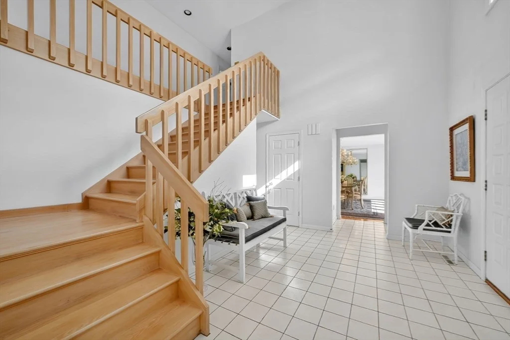 Photo of 202 Williamsburg Dr