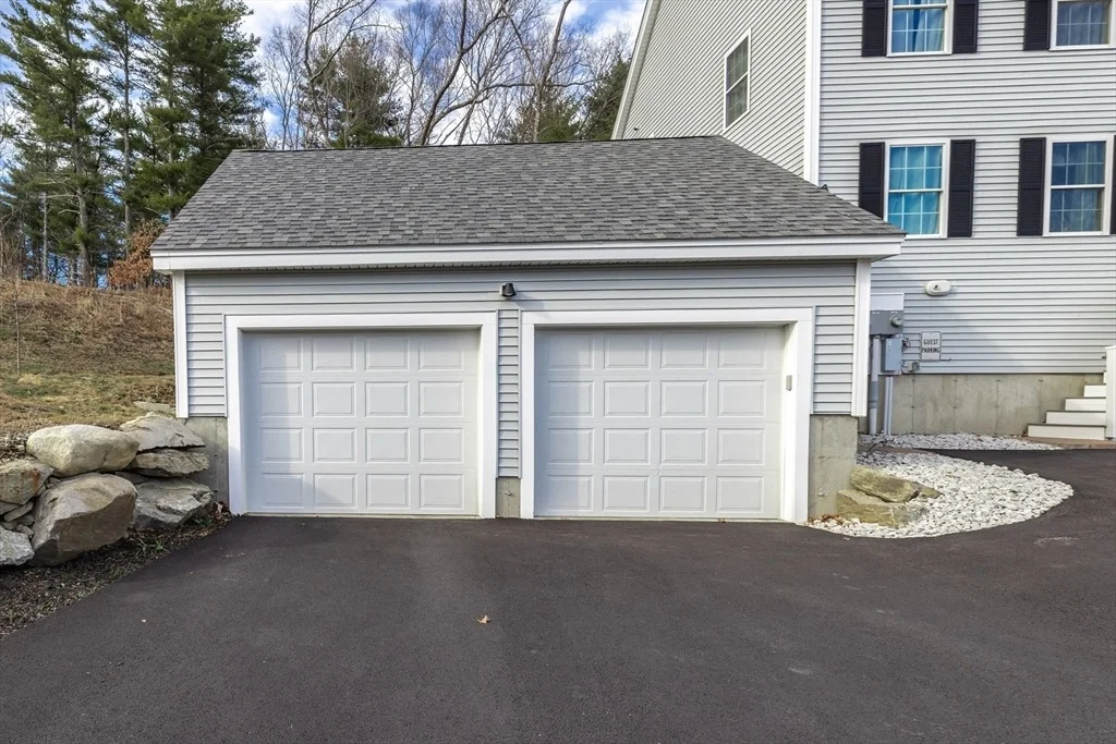 Photo of Unit B at 6 Pine Hill Way
