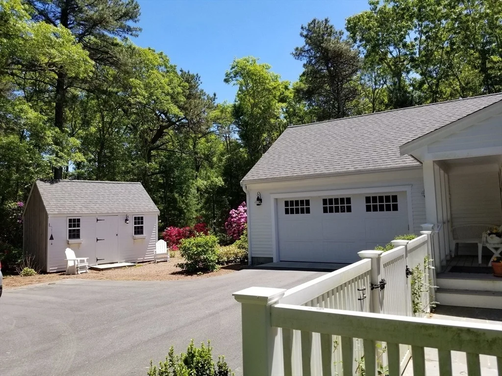 Photo of 85 Clamshell Cove Rd